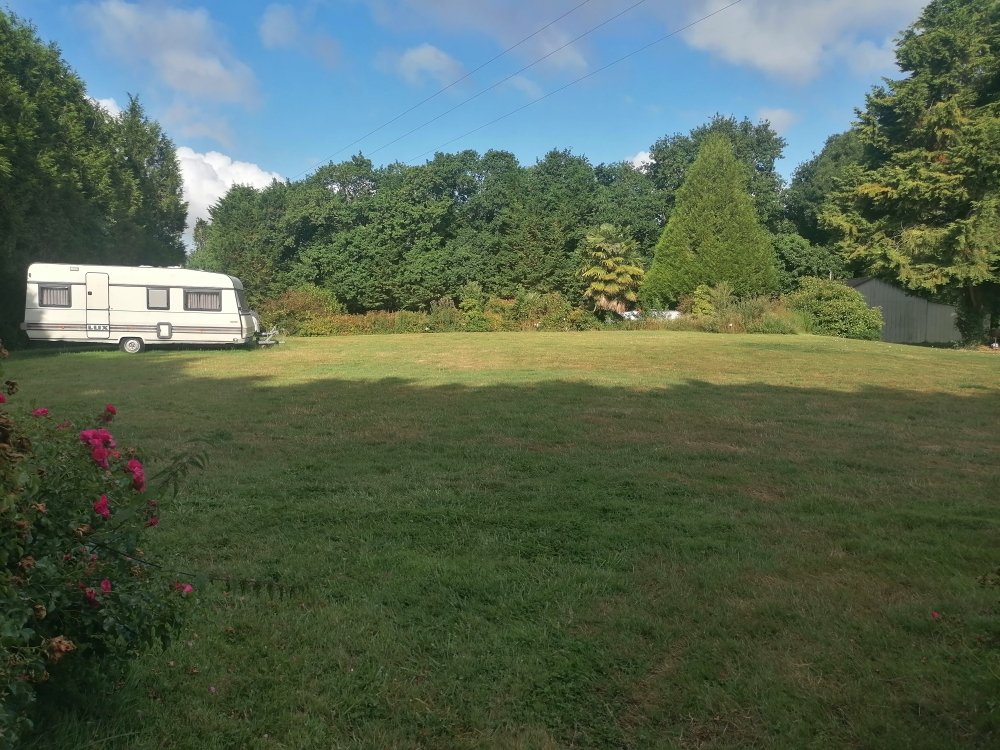 Aire camping-car  Saint-Rieul (22270) - Photo 3